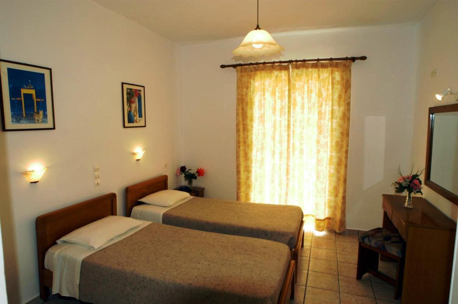 Laganas Holidays Hotel Экстерьер фото