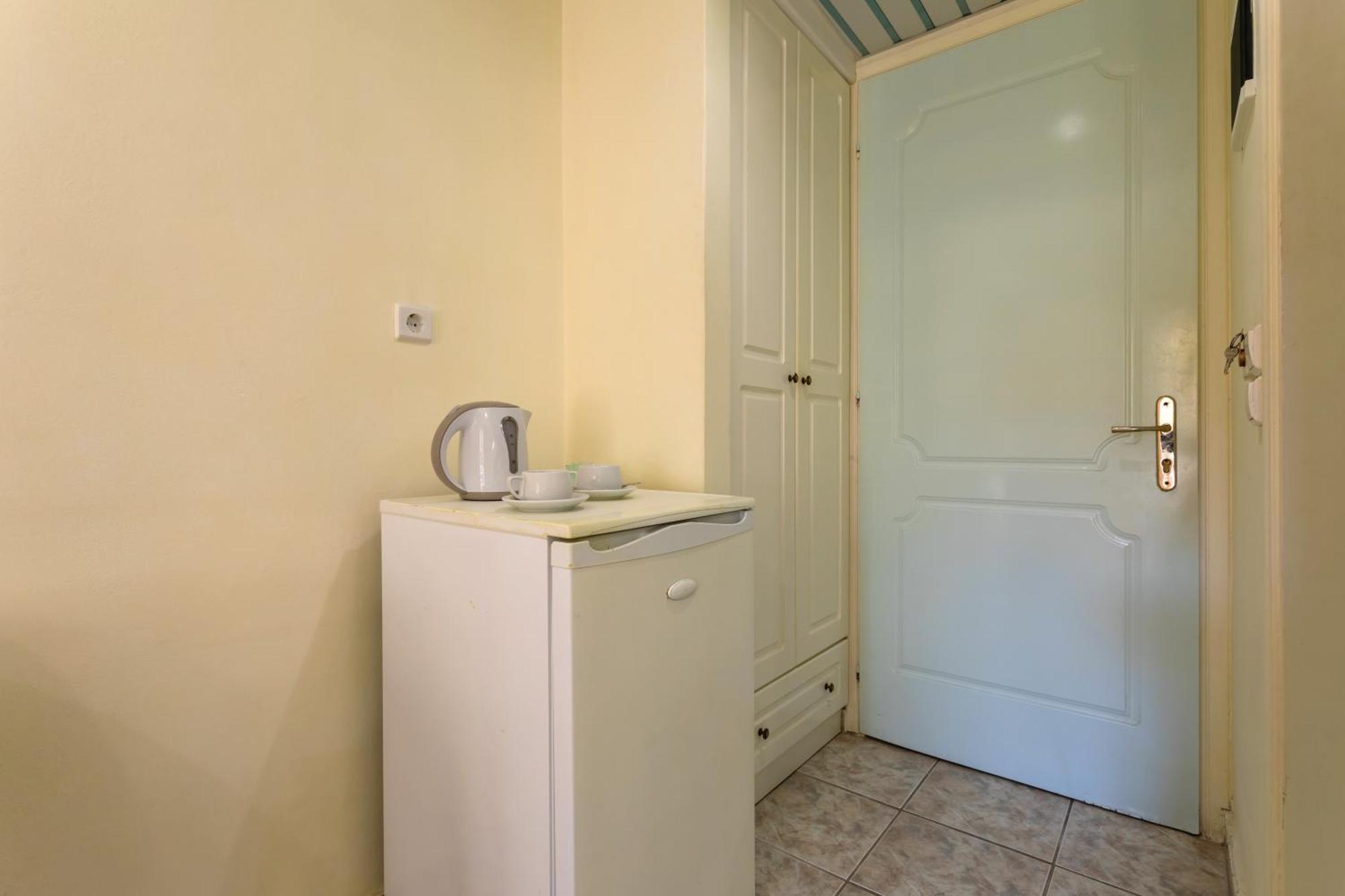 Laganas Holidays Hotel Экстерьер фото
