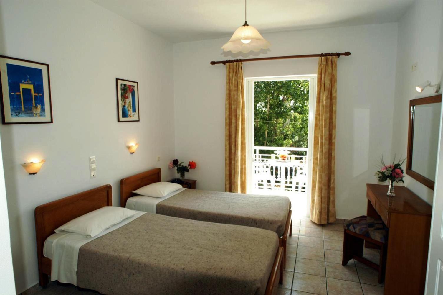 Laganas Holidays Hotel Экстерьер фото